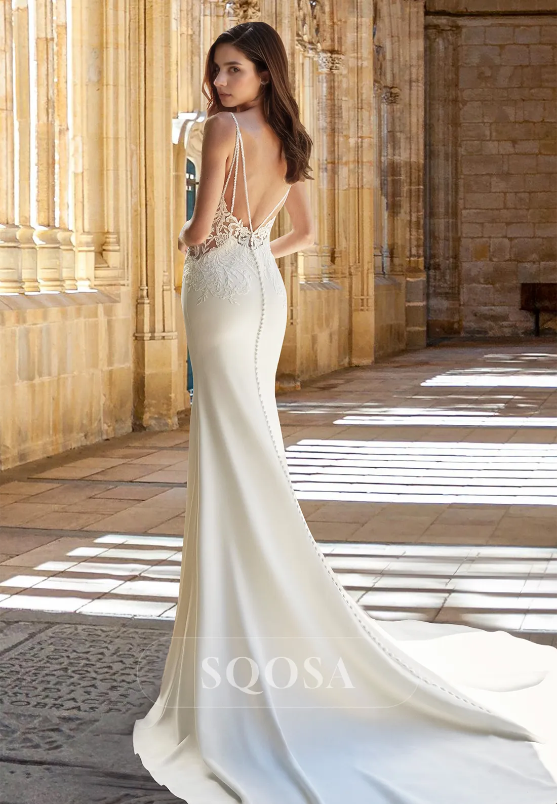 Spaghetti Straps Plunging V-Neck Sleeveless Bride Gowns Lace Applique Mermaid Prom Dress with Train