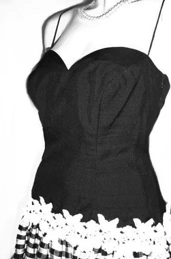 *VINTAGE ROBERT-DAVID MORTON SAKS FIFTH BLACK & WHITE SWEETHEART NECKLINE RAW SILK PLAID RHINESTONE & PEARL APPLIQUE EVENING GOWN